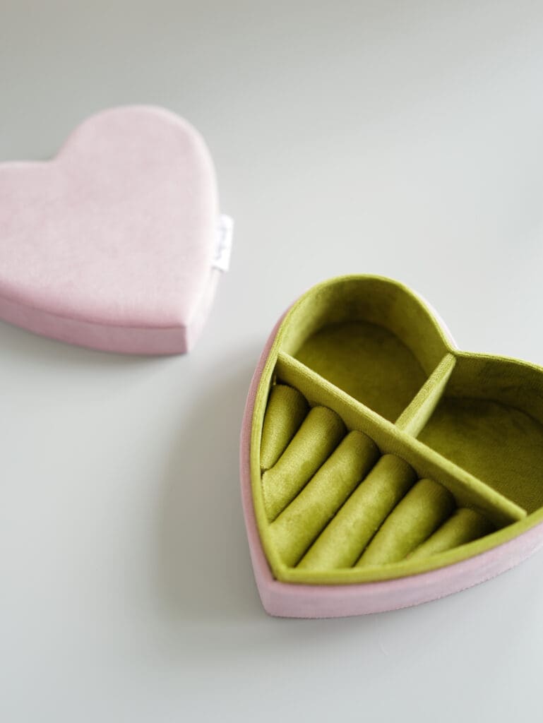 Pistachio Happy Heart Velvet Jewellery Box