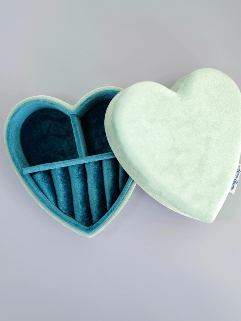 Tiffany Blue Happy Heart Velvet Jewellery Box