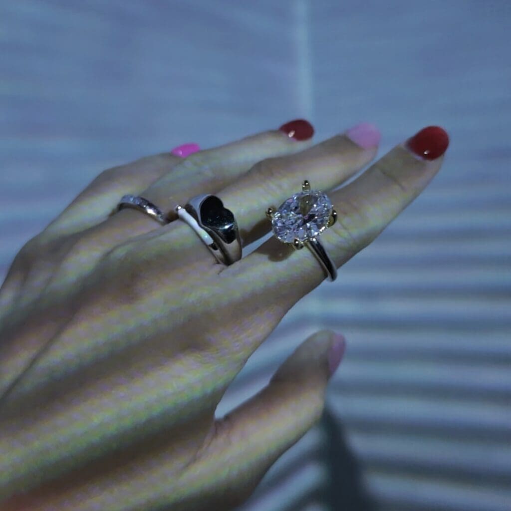 Stunning Iconic Heart Signet Ring