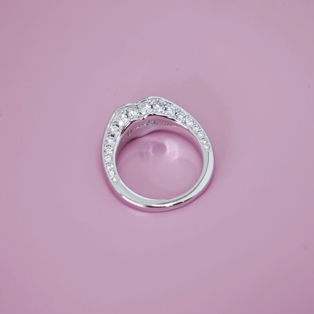 Stunning Iconic Heart Signet Ring